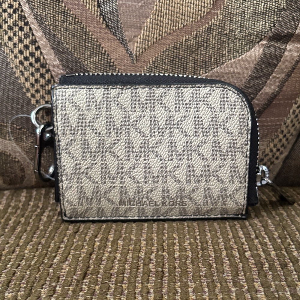 Michael Kors Monogram Beige and Black Card Wallet